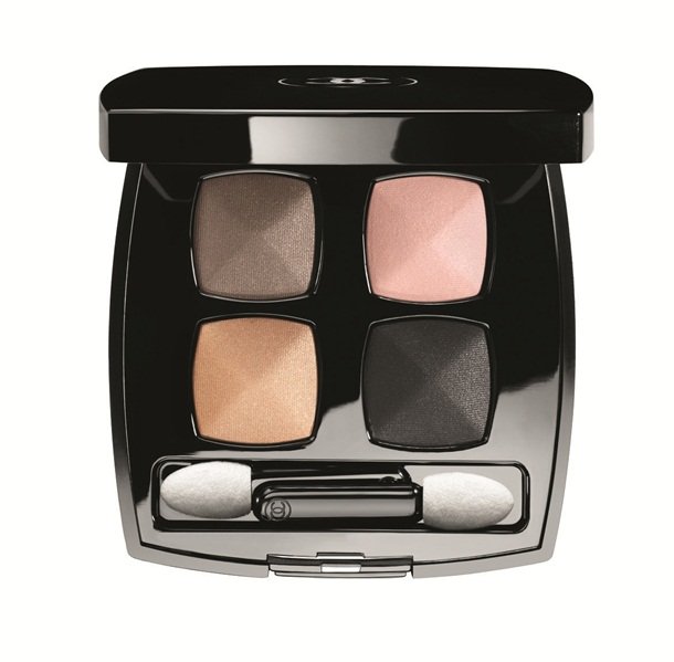 Les-Essentials-de-Chanel-Fall-2012-Makeup-Collection7.jpg